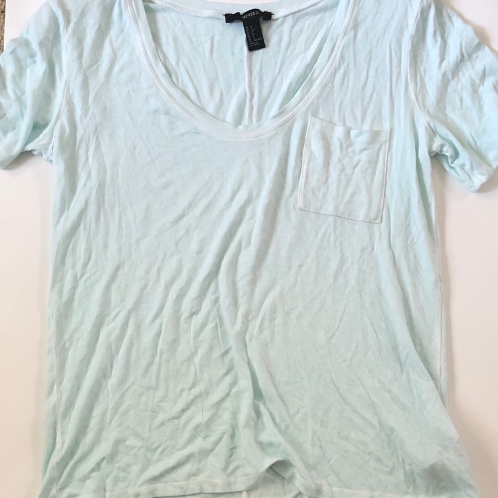•nwot• forever 21 tee